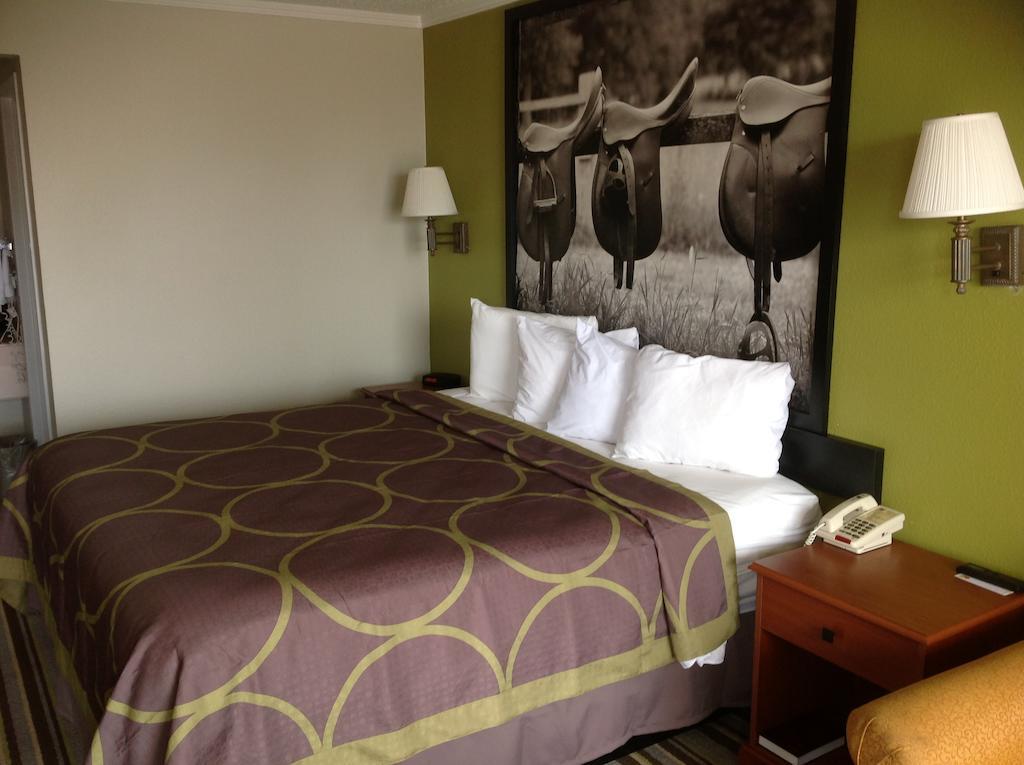 Super 8 By Wyndham Longview/North Motel Oda fotoğraf